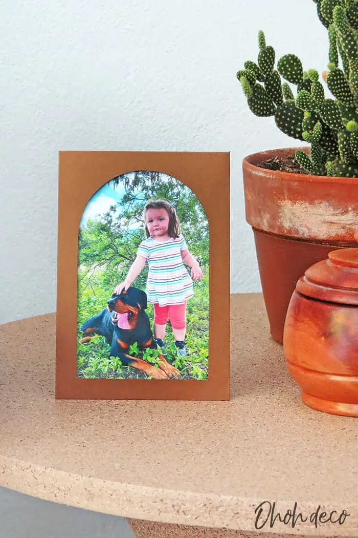 DIY paper picture frame