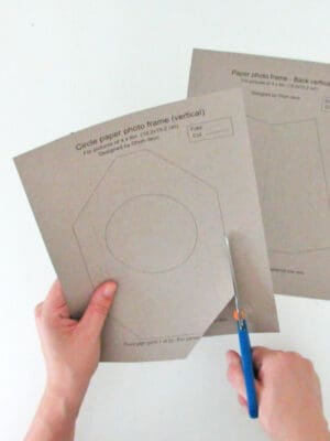 cut the template to make the picture frame