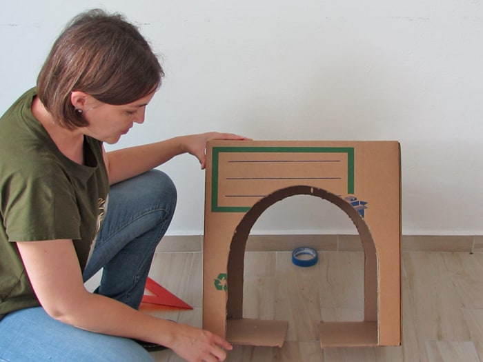 cardboard box table DIY