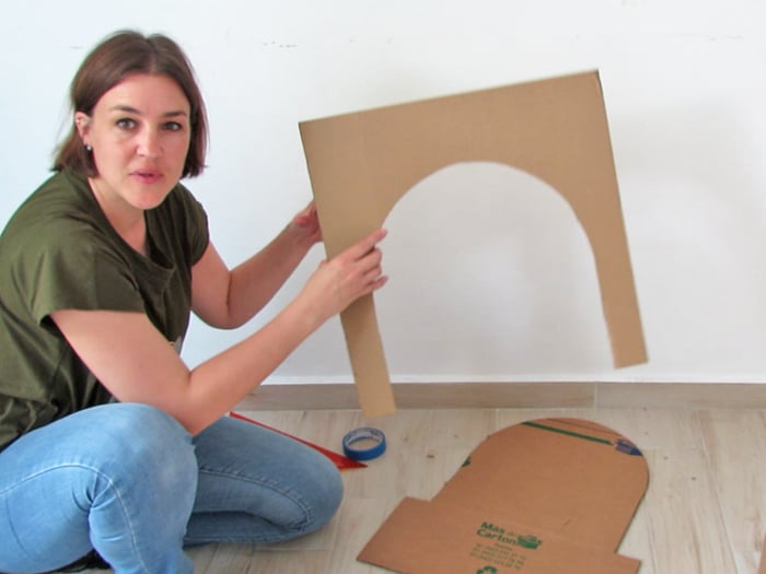 cardboard box table DIY