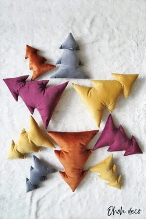 Christmas tree pillow set