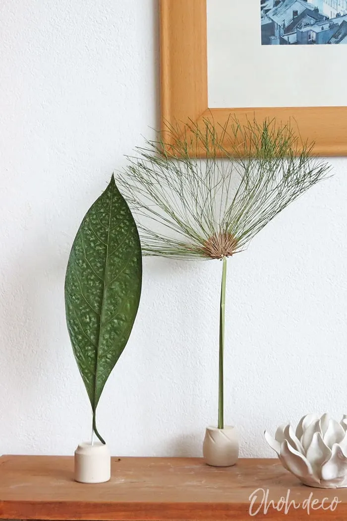 dried leaf decor