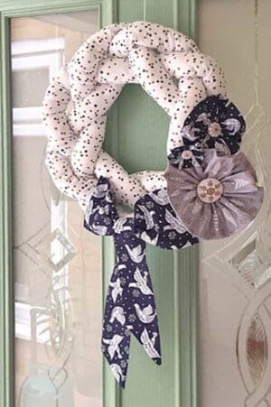 easy fabric christmas wreath