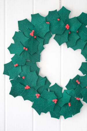 holly felt wreath