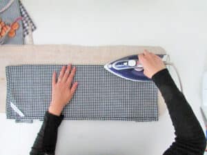 make creases for the calendar pockets