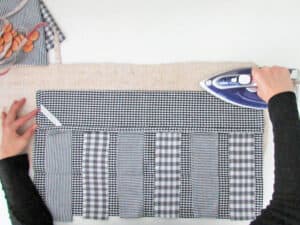 press creases for the calendar pockets
