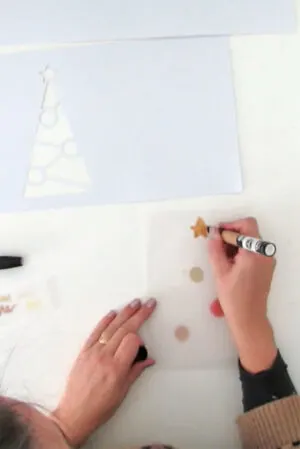 color the paper to make the lantern