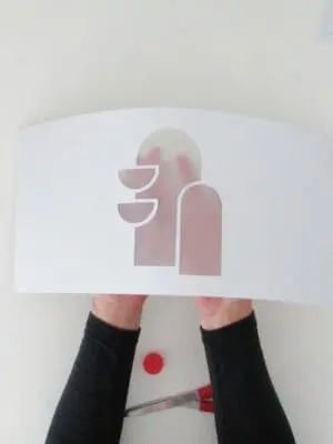 arch shape with tracing paper