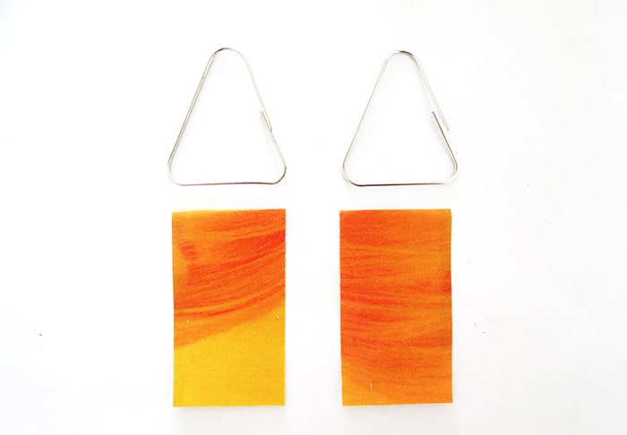 easy to make paper earrings