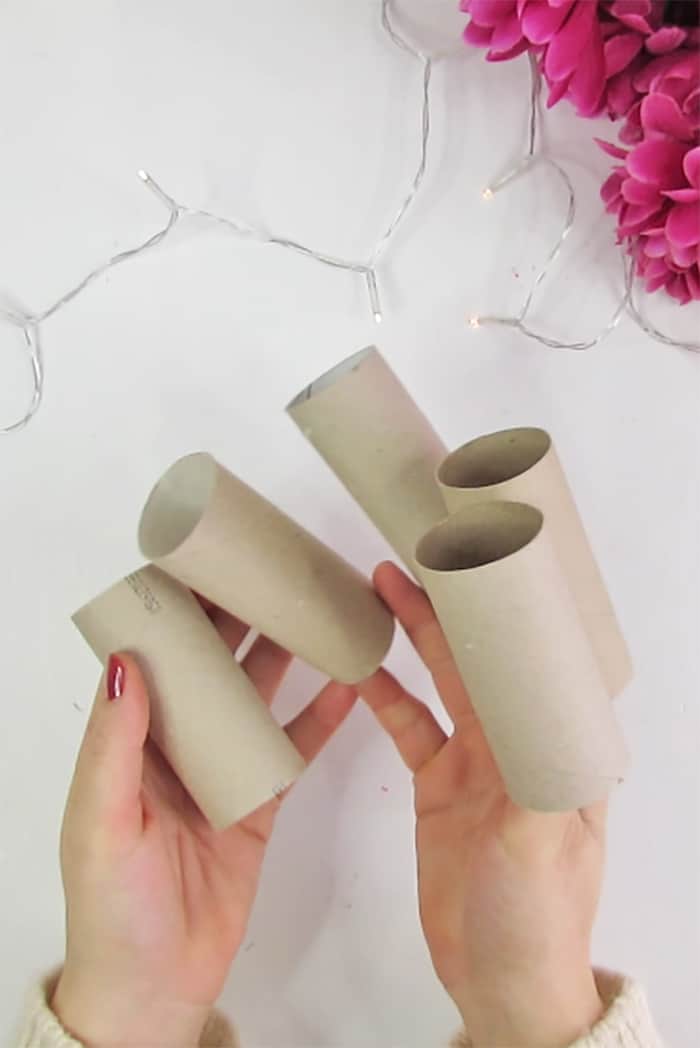 DIY heart garland with cardboard rolls