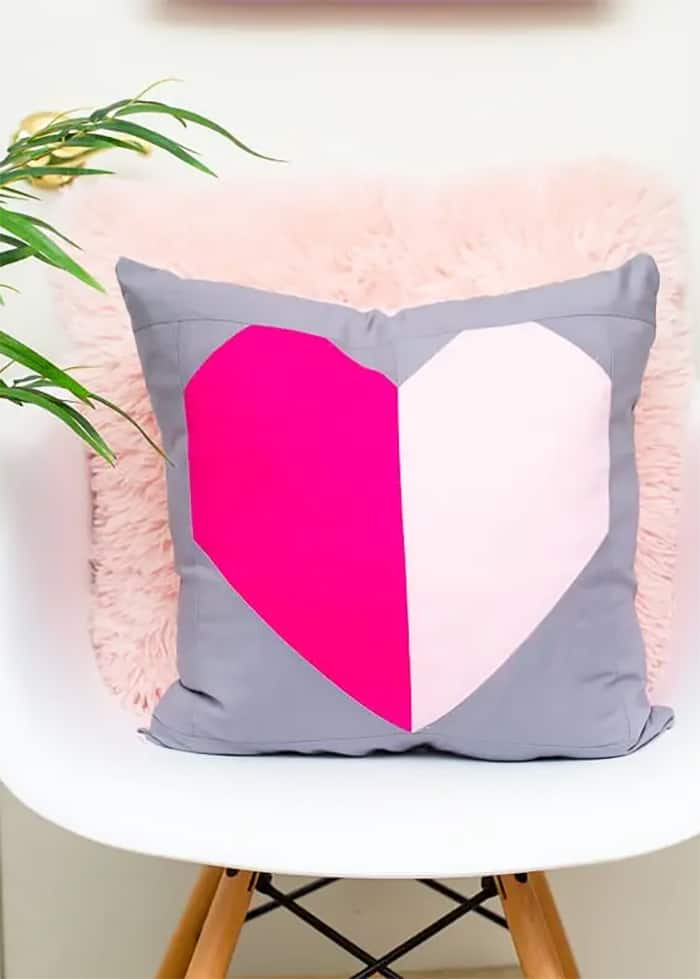 heart quilt pillow tutorial