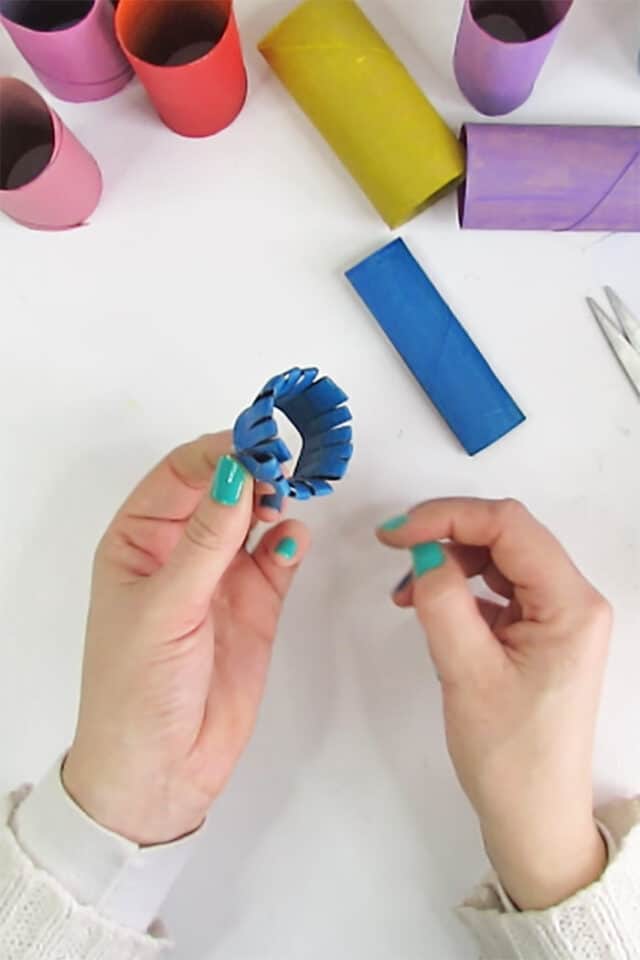 Easy to make Toilet Paper Roll Flowers