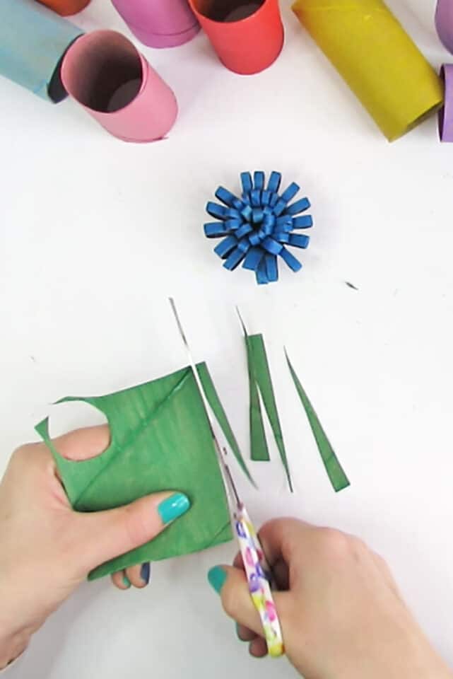 Easy to make Toilet Paper Roll Flowers