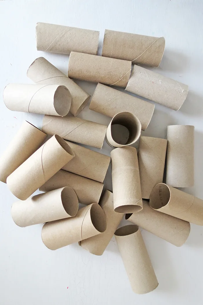 Toilet paper roll flowers