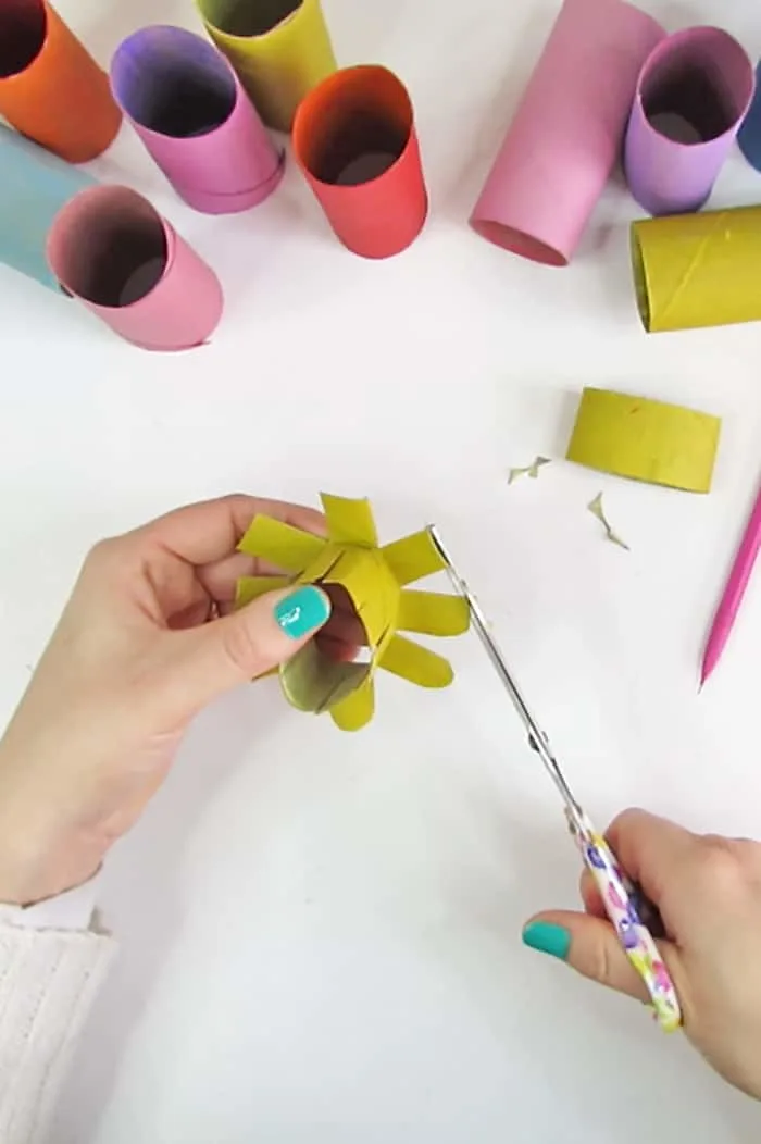 DIY Paper Flowers Made Out of Recycled Toilet Paper Rolls