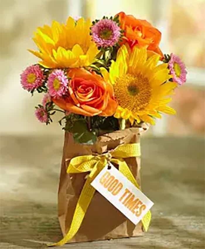 Flower bouquet wrapping idea
