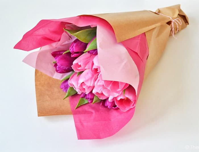 how-to-wrap-flowers-with-tissue-paper - Ohoh deco