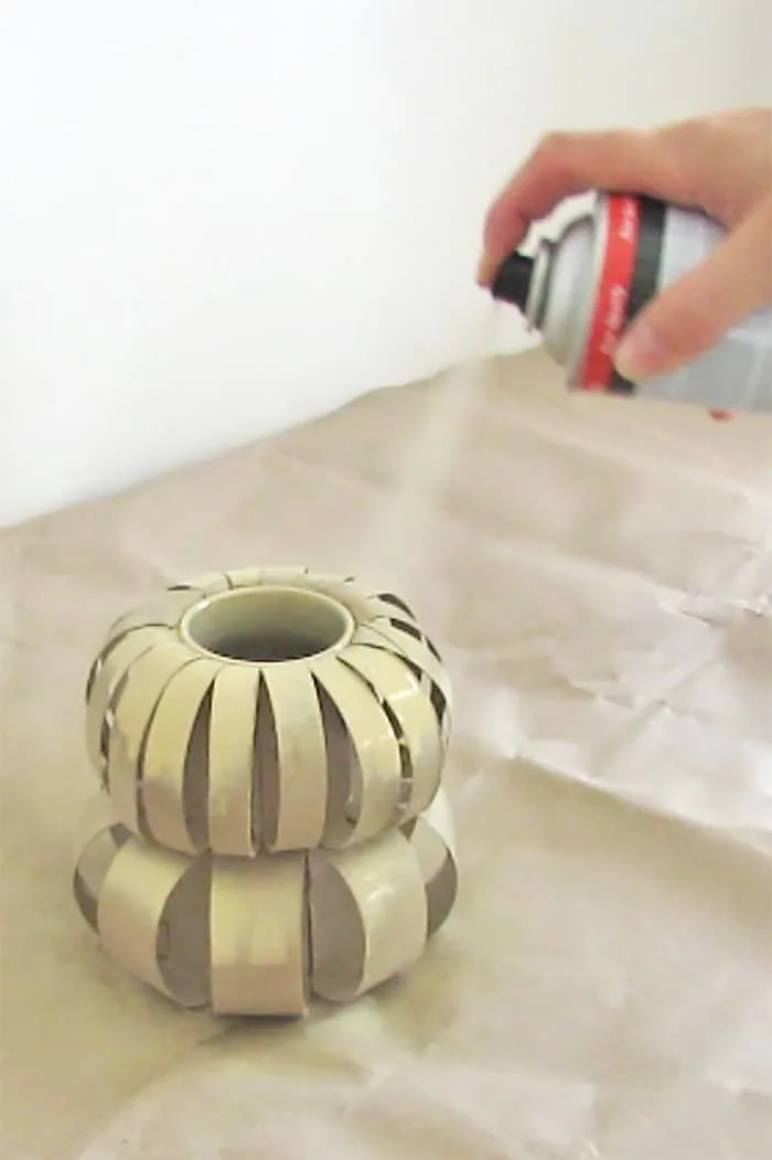 spray paint flower vase