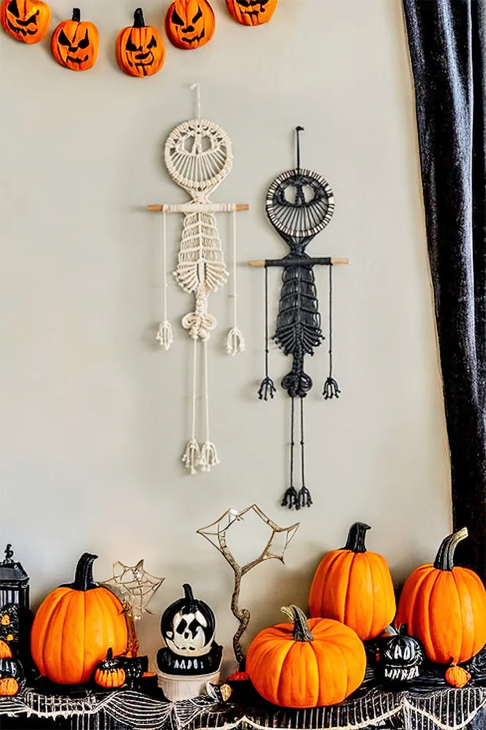 Cute skeleton decor 