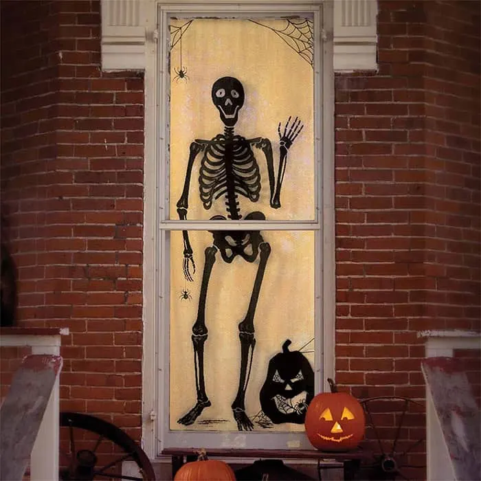 DIY Halloween skeleton silhouette