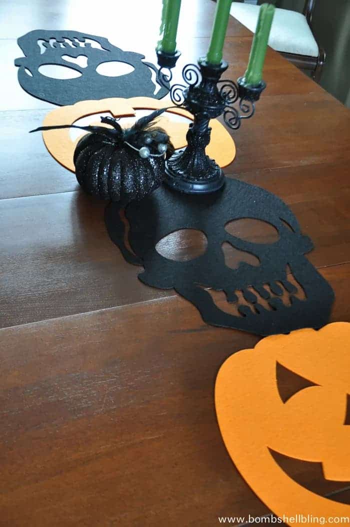 DIY easy Halloween table runner