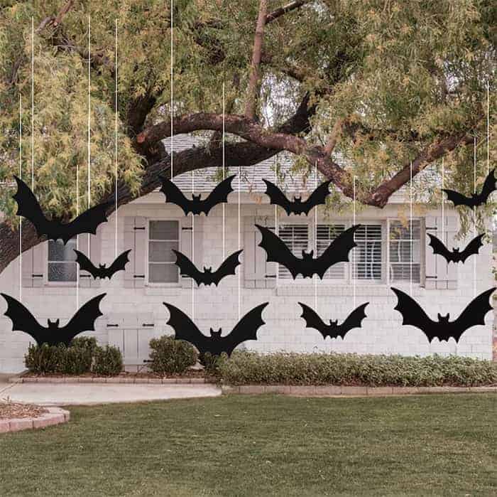 Halloween hanging bats