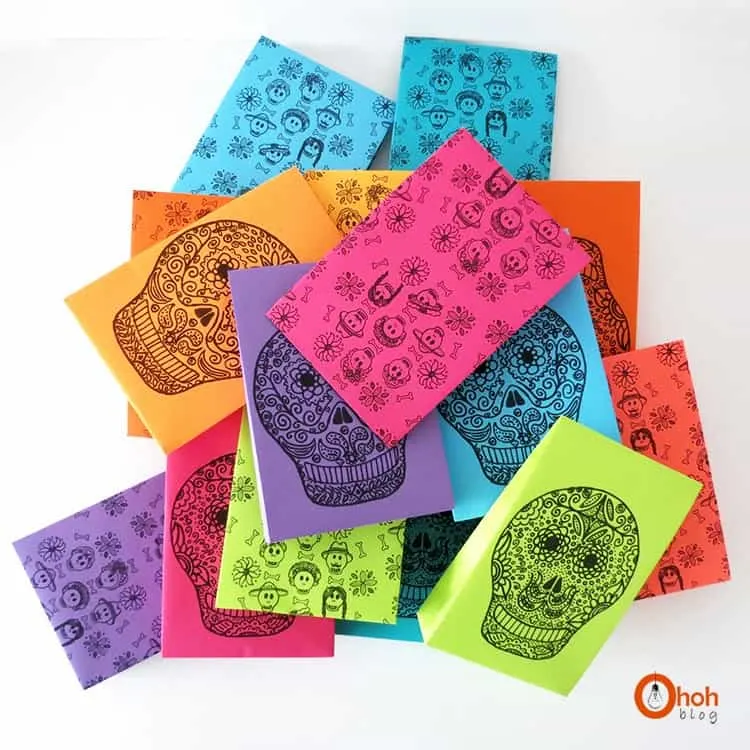 Sugar skulls goody bags for Halloween - Free print