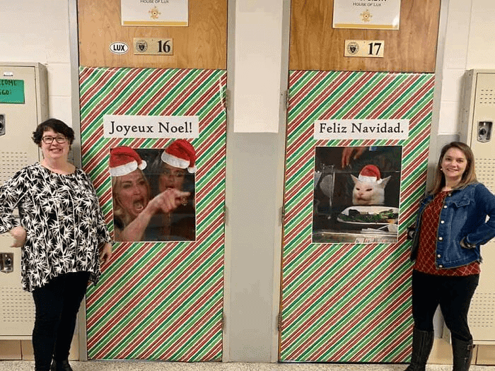 meme christmas door idea