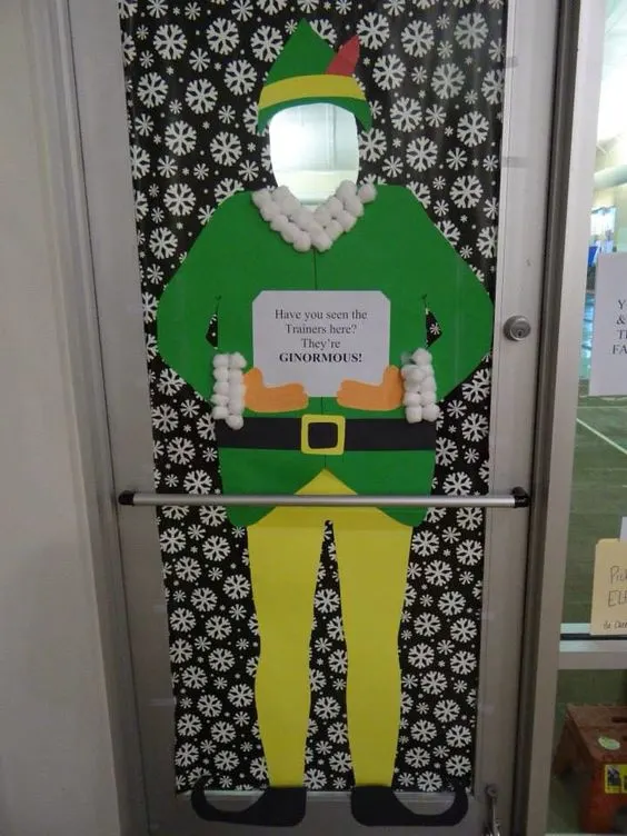 selfie elf door decorating