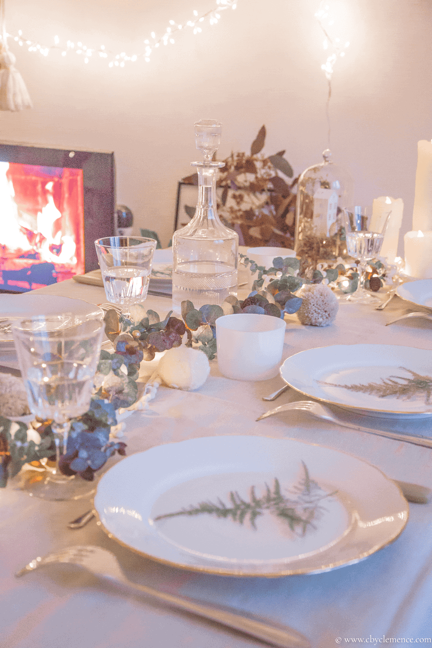 simple boho christmas table