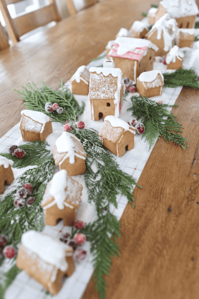 Gingerbread christmas table idea