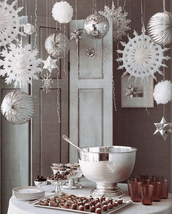 hanging snowflakes decoration