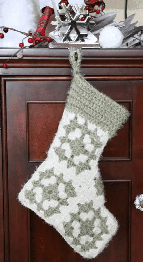 granny square crochet stocking pattern