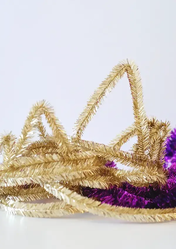 easy diy party crown