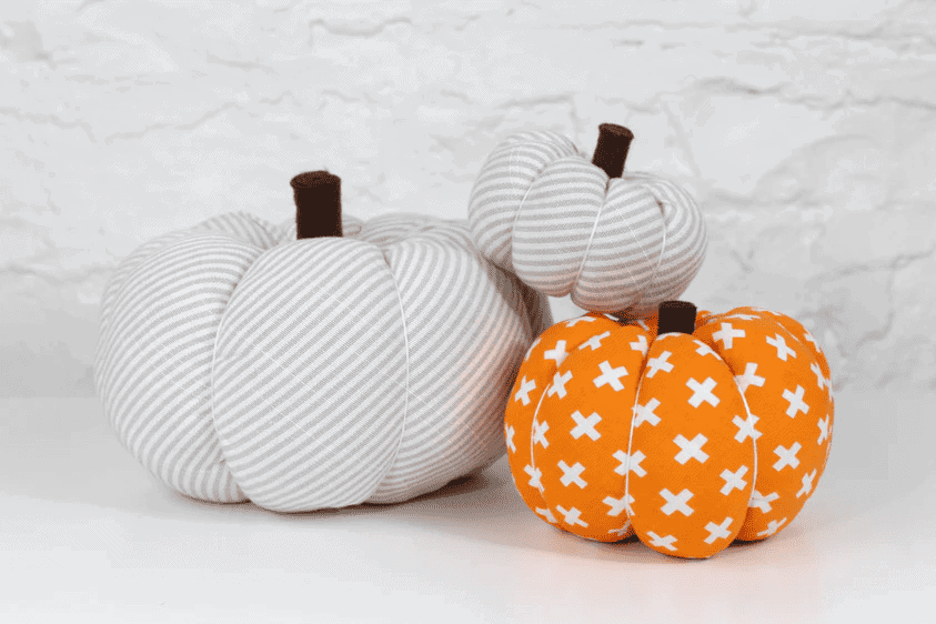 diy easy fabric pumpkin