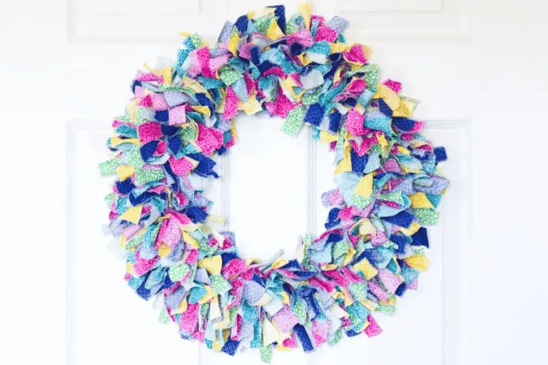 How to make a fabric wreath