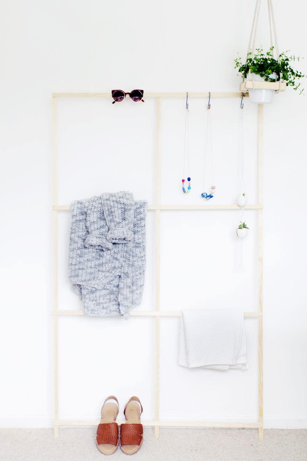 Fall For DIY Trellis Clothes Rack 5