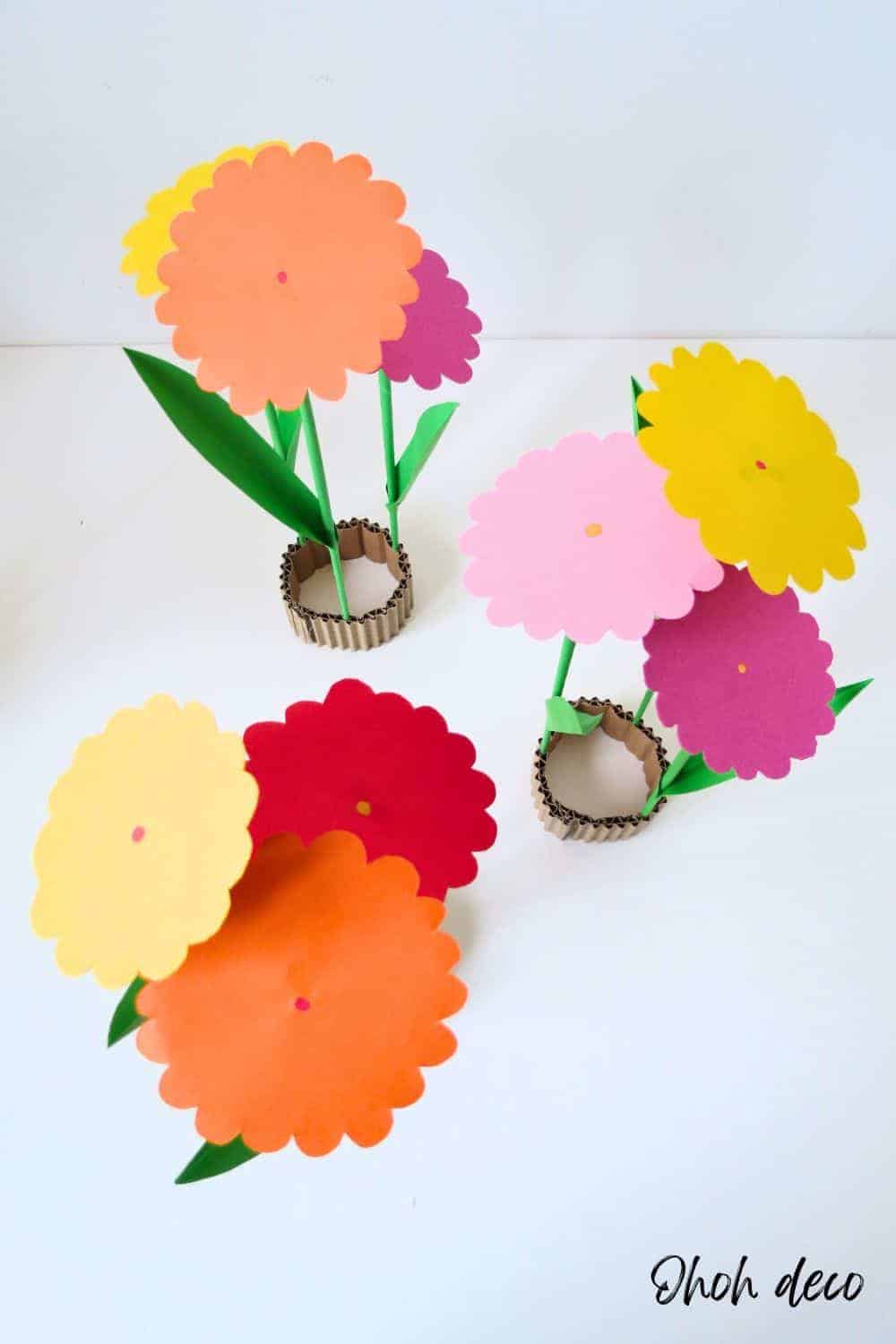 how to make a centerpiece paper flowers