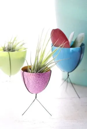 diy plastic eggs planters