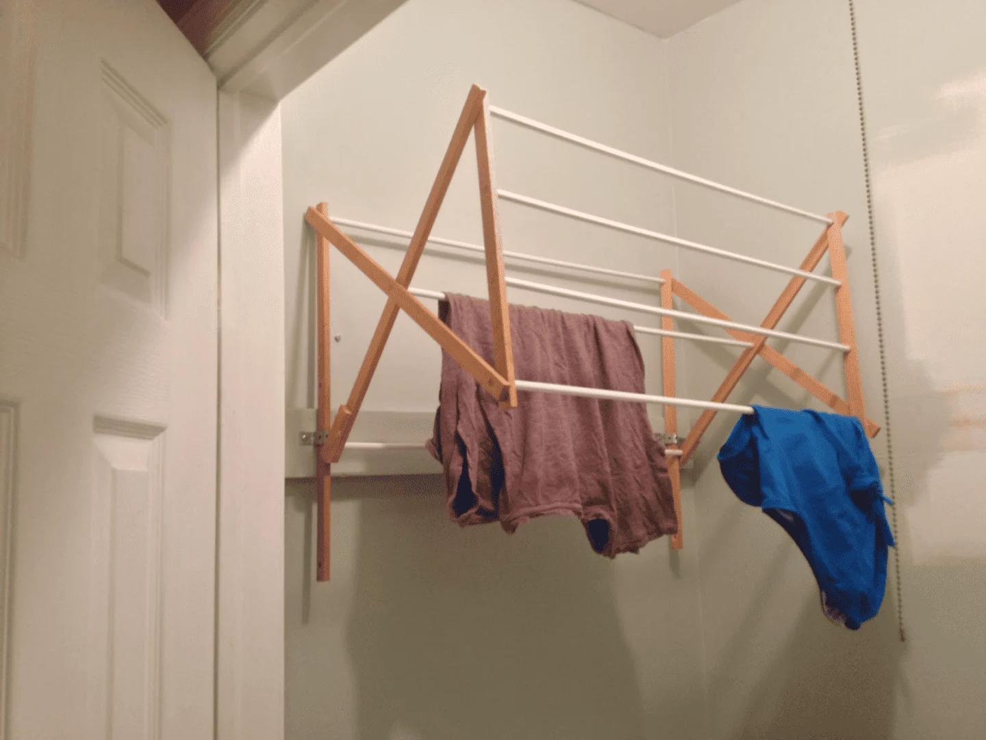 wall drying rack DIY