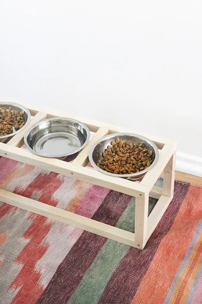 how to build a pet bowl holder