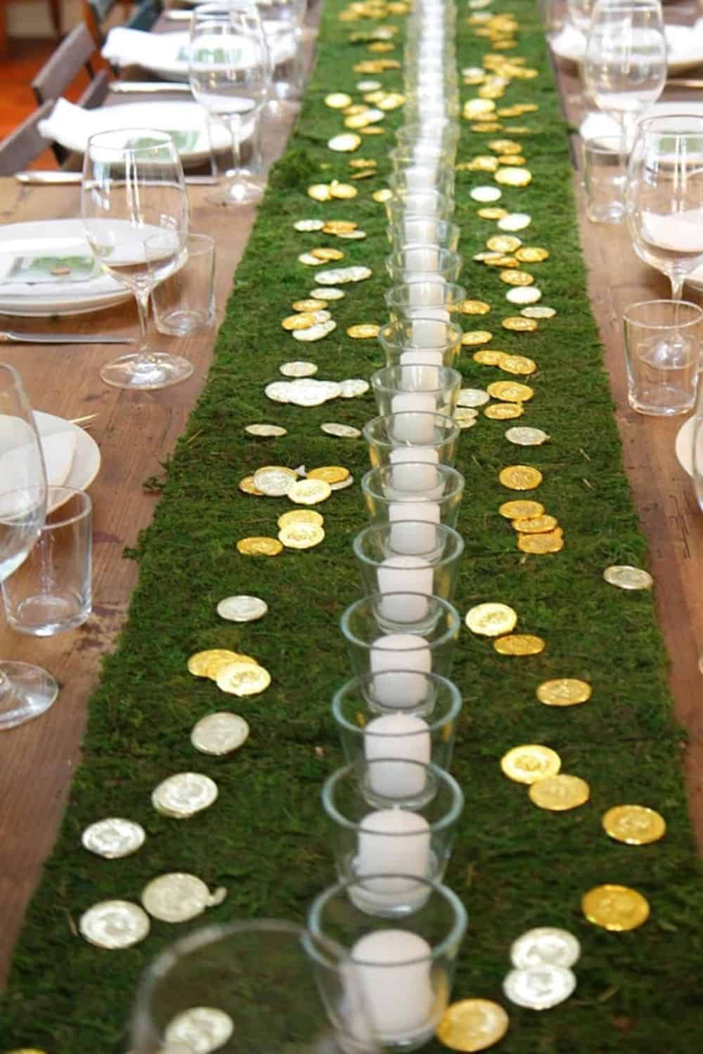 st patrick's day table runner idea