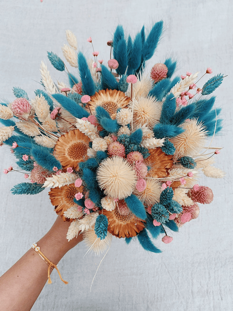40 Creative Ideas to Use Dried Flowers in Your Home Decor
