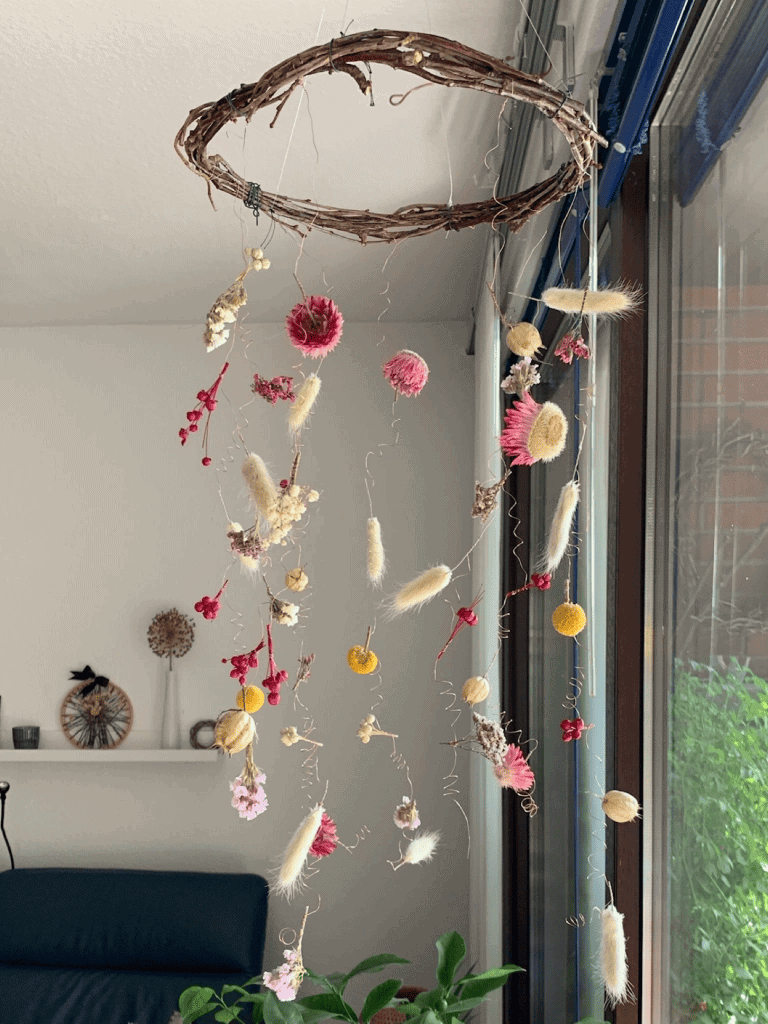 easy to make diy flower mobile