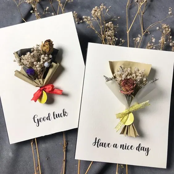 Dried flower card idea