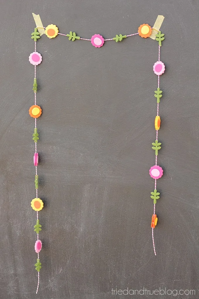 easy 15 minutes spring garland
