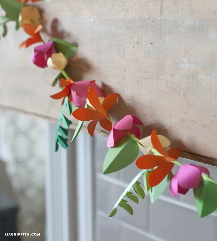 how to make a paper flower garland 