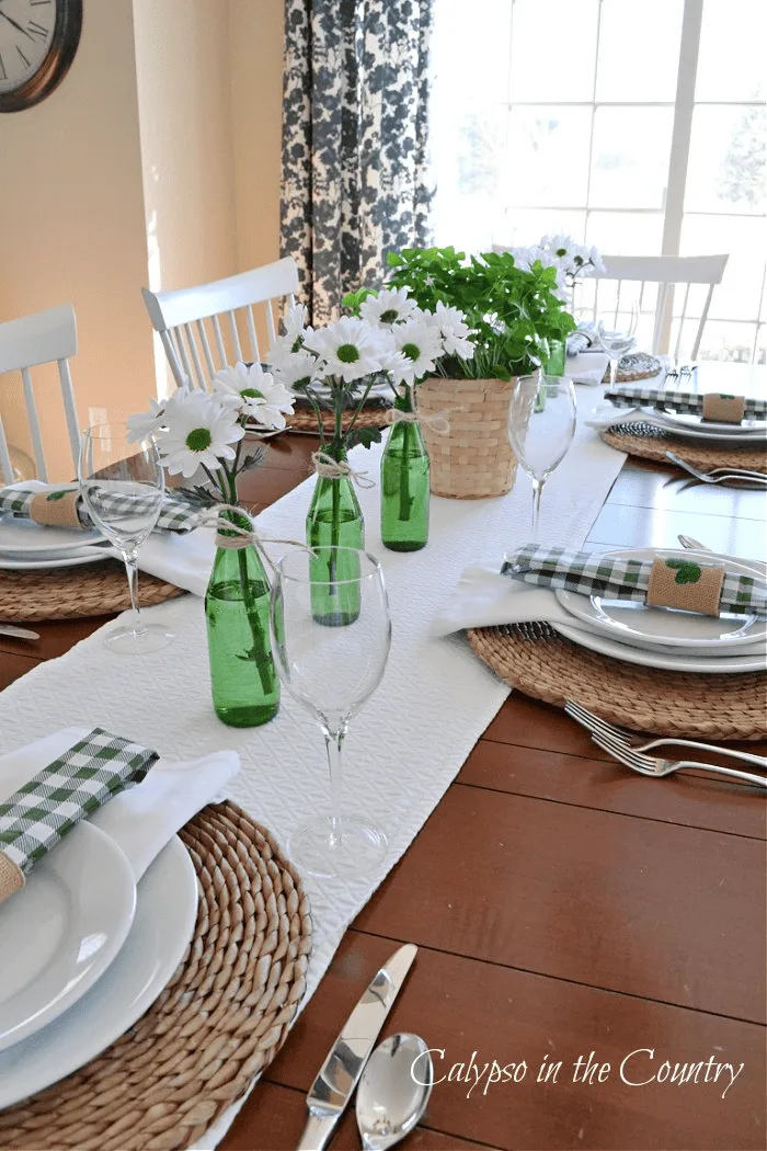 st patrick's day table setting