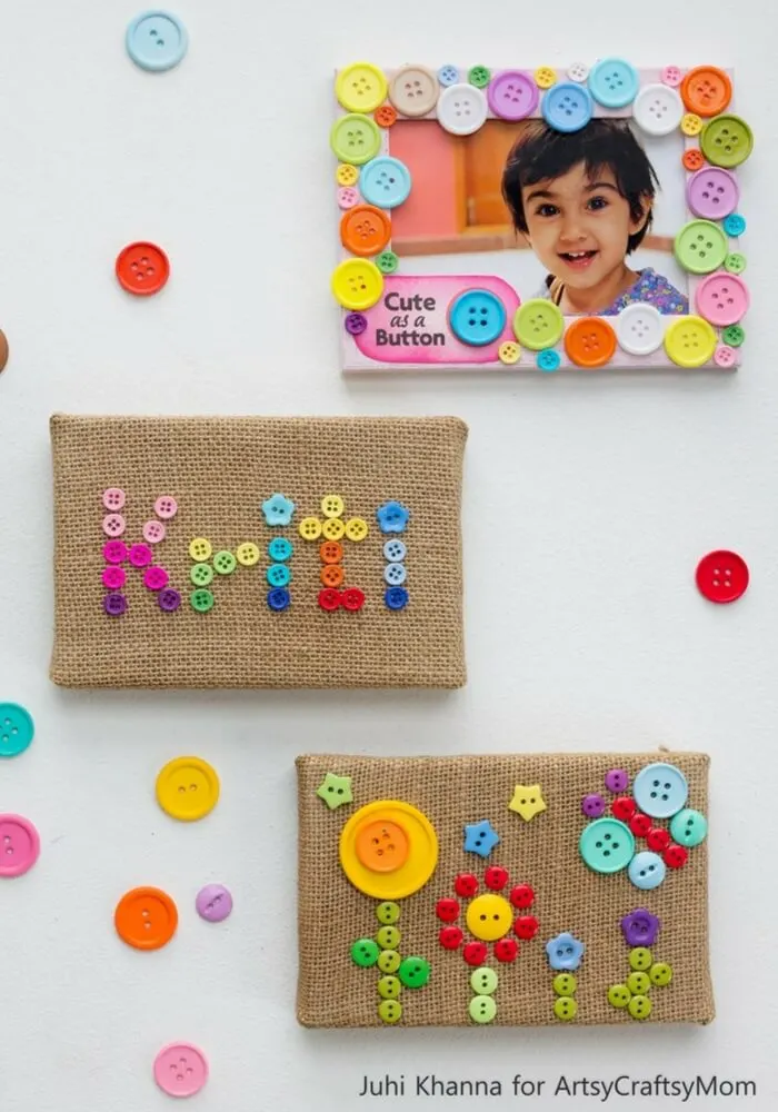 buttons picture frame