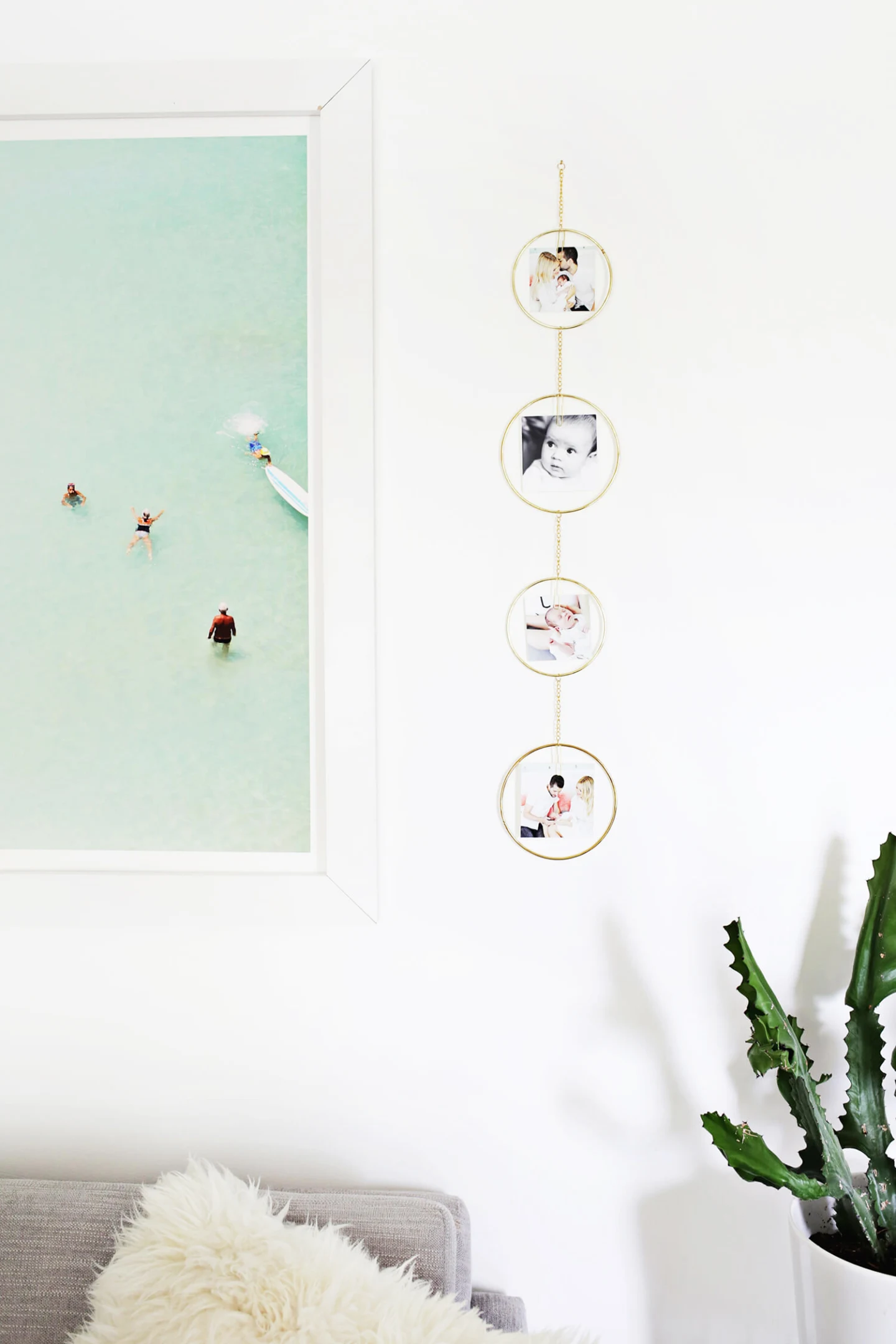 hanging hoop picture display